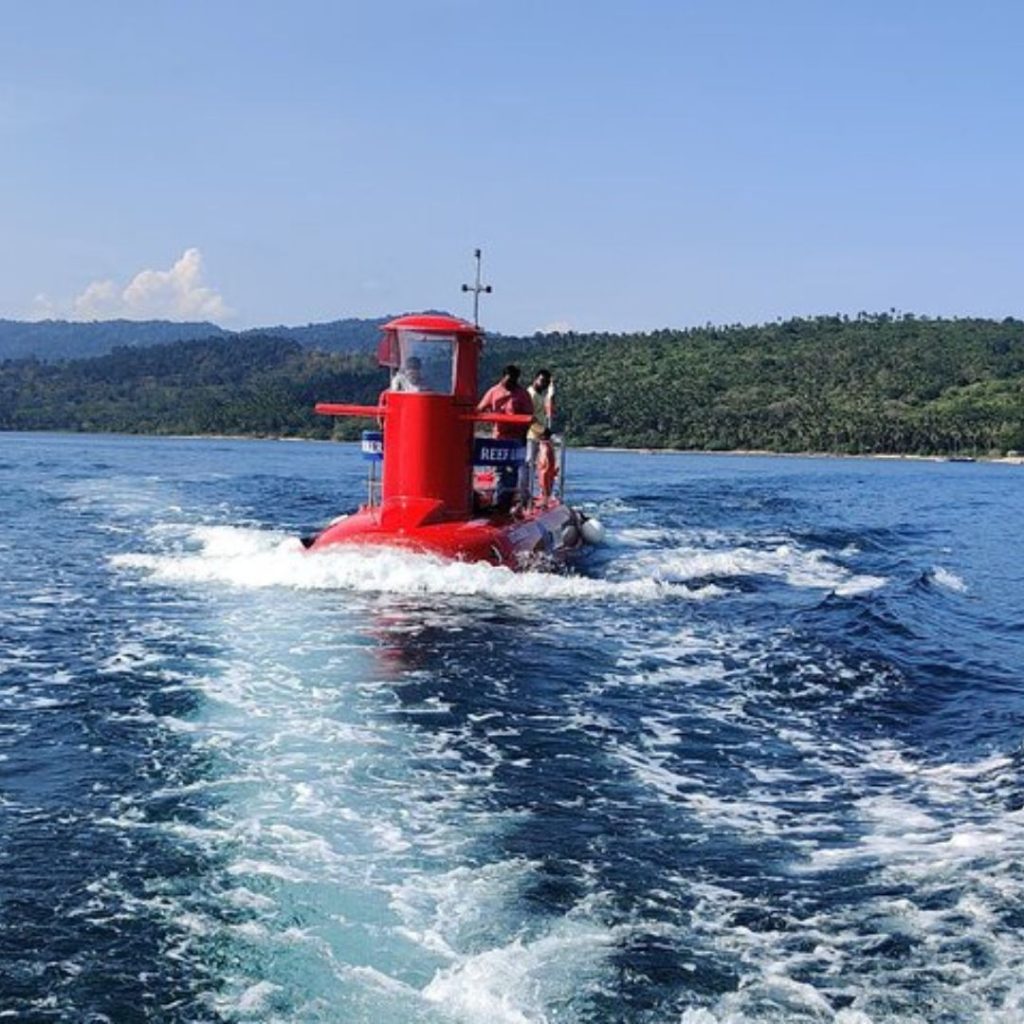 Semi submarine ride at Havelock