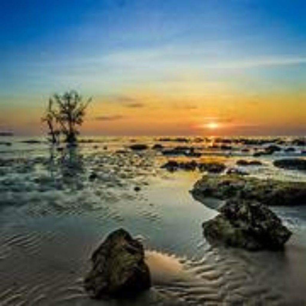 Sunrise Tour to Vijaynagar Beach